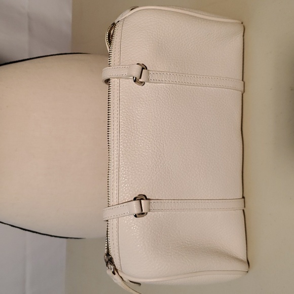 Dooney and Bourke Pebble Leather Barrel Bag (satchel) - Picture 5 of 11